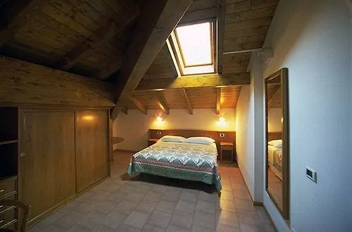 L'ulivo - In The Center, With Fitness, Squash & Private Parking Aparthotel 4*